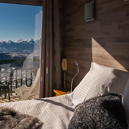 Des Pyrenees Szálloda 3*