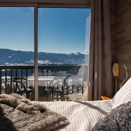 Hotel Des Pyrénées Font Romeu