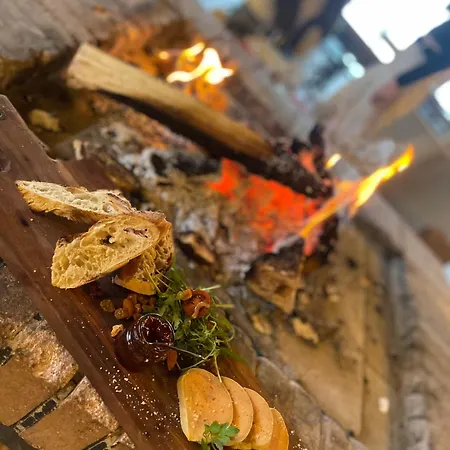 Des Pyrenees Szálloda 3*