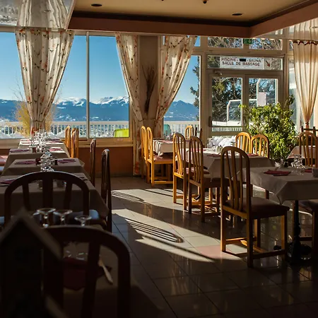 Des Pyrenees Szálloda