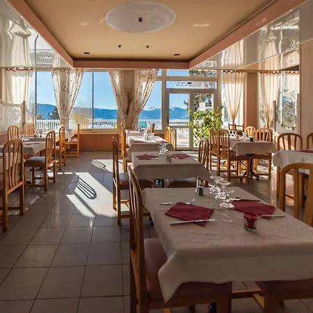 Des Pyrenees Szálloda 3*